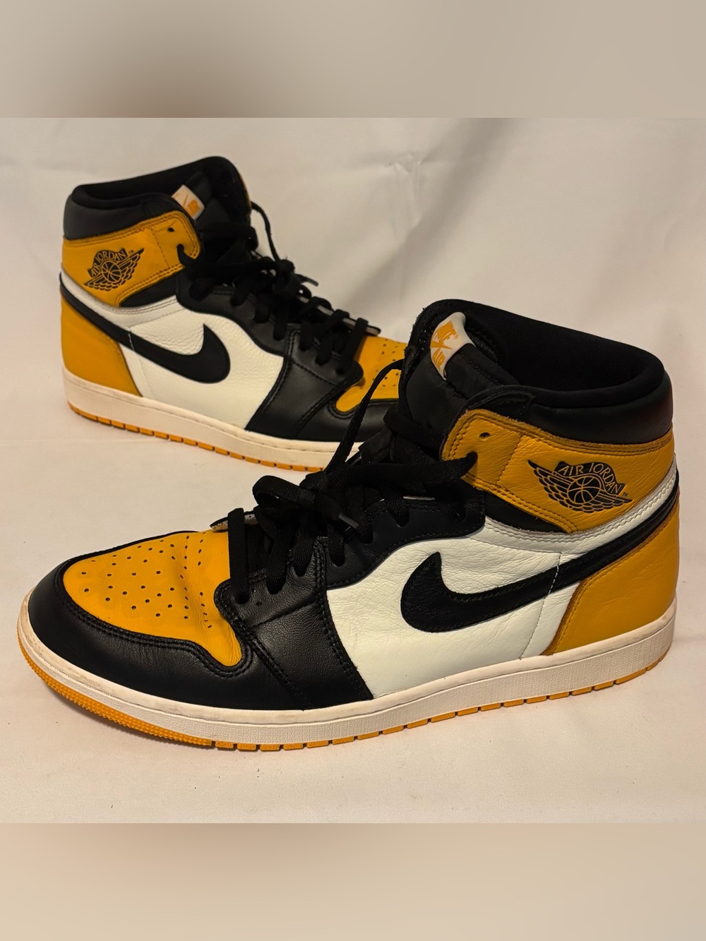 Nike Air Jordan Retro 1 High OG Yellow Toe Taxi Sail 555088-711 Men’s Size 14